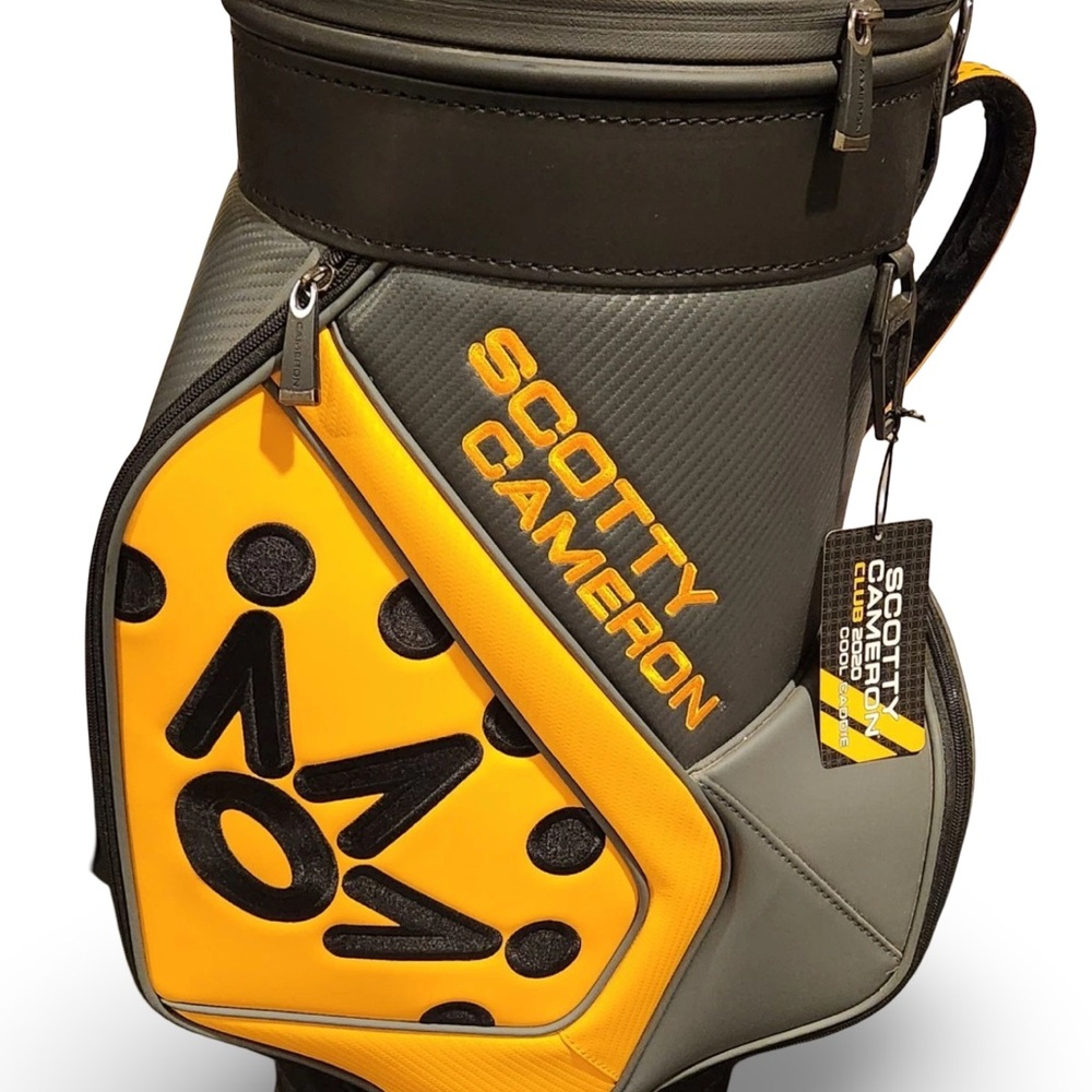 2020 Club Cameron Vessel Den Caddy Cooler Mini Golf⛳️⛳️⛳️👀
Bag *New With Tags*